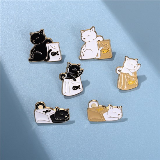 Anime Cat Brooch Enamel Pin Set