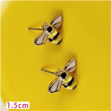 Bonnerish Sweet Little Bee Earrings Studs 