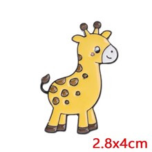 Cute Giraffe Enamel Pin Brooch Badge 