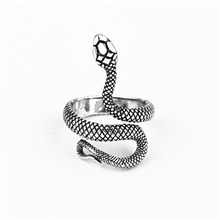 Punk Adjustable Snake Cobra Shaped Ring Gothic Snake Stereoscopic Opening Finger Ring